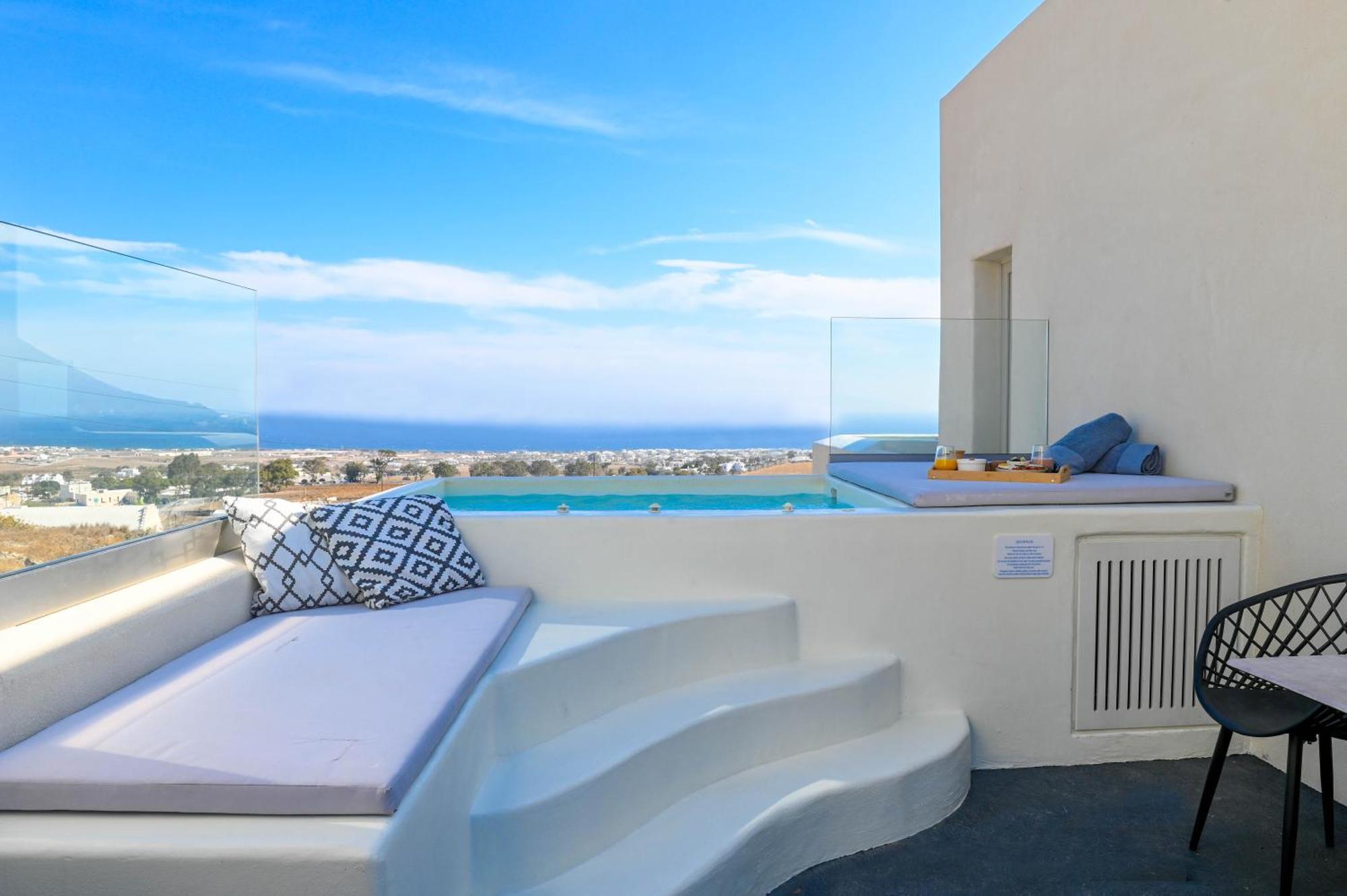 Maeva Suites Santorini Pyrgos Kallistis Exterior photo